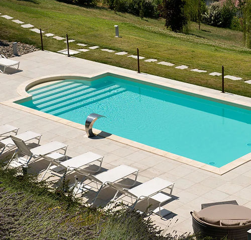 Piscina su misura - Relax - Piscine Acquaform - bordo integrato / bordo invisibile / da esterno
