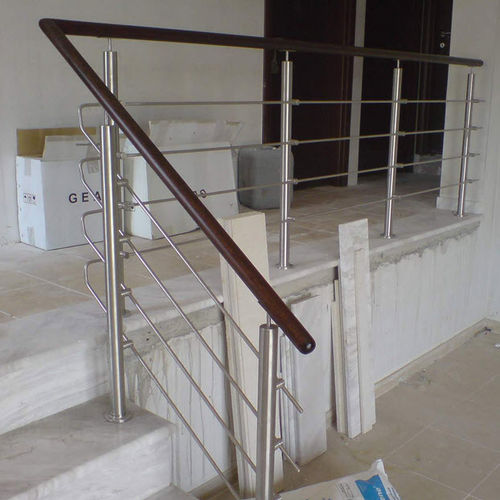 Ringhiera in acciaio inossidabile - pure inox - in legno / pannelli in vetro / a sbarre