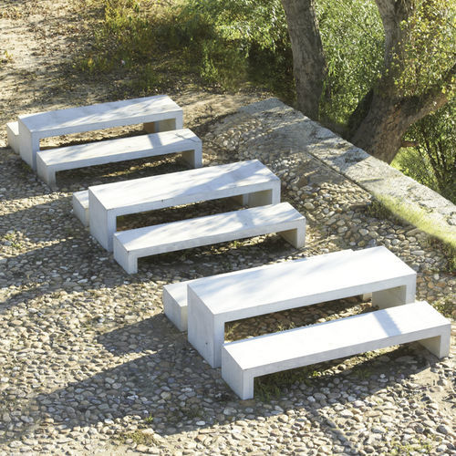 Set tavolo e panca contemporaneo - BALAR&Eacute;S - LARUS DESIGN - in calcestruzzo / da giardino / da giardino