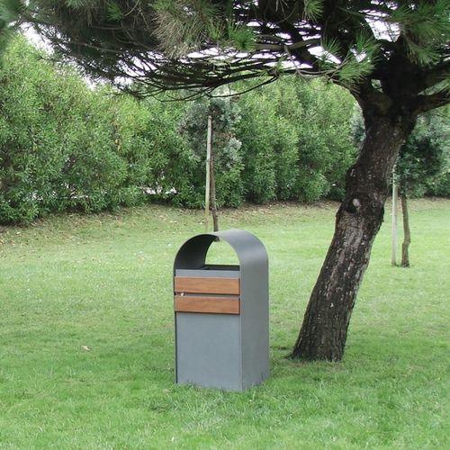 Portarifiuti pubblico - L&Oacute;TUS - LARUS DESIGN - in acciaio / in legno / con coperchio
