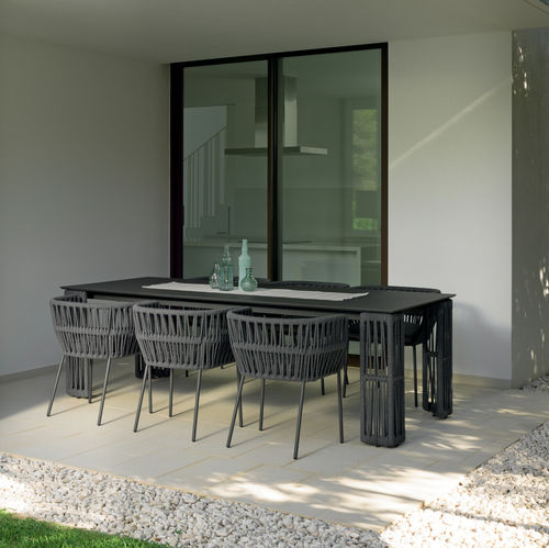 Tavolo da pranzo contemporaneo - CLIFF - TALENTI - in alluminio / con supporto in alluminio / rettangolare