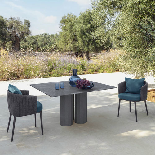 Tavolo da pranzo contemporaneo - SALINAS - TALENTI - in pietra / con supporto in pietra / quadrato