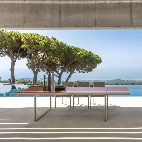 Tavolo da pranzo contemporaneo - TRESS&Eacute; - TALENTI - in gres / in pietra lavica smaltata / con supporto in alluminio laccato