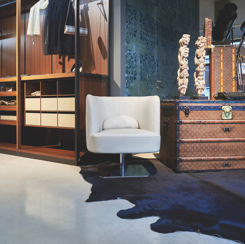 Poltrona contemporanea - FOLIES - Mazzoli Design - in pelle / in tessuto / in cromo