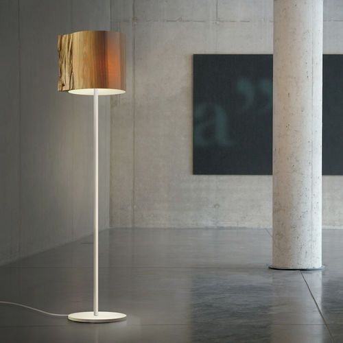 Lampada da terra - THE WISE ONE - Mammalampa - in acciaio verniciato / in legno / design originale