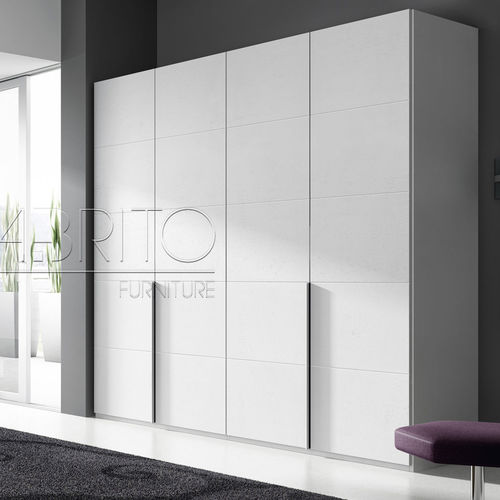 Armadio contemporaneo - FULLDRESS : 09 - A. Brito - in legno laccato / in melaminico / con ante battenti