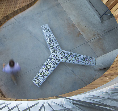 Panca per spazi pubblici design organico - OSSO³ - Factory Street Furniture - in acciaio galvanizzato / per aeroporto