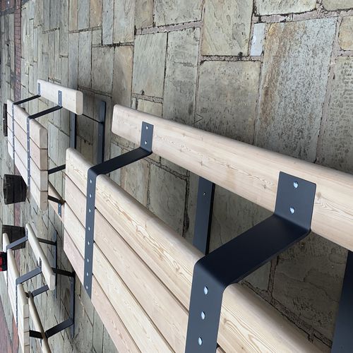 Tavolo da picnic contemporaneo - NORTH  - Factory Street Furniture - in legno / con supporto in acciaio galvanizzato / con supporto in acciaio termolaccato