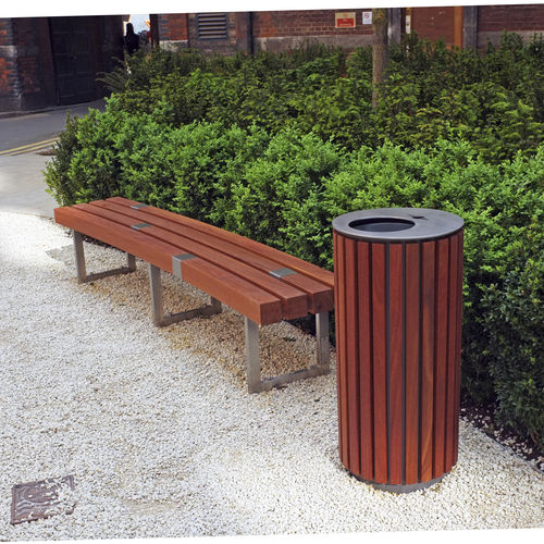 Portarifiuti pubblico - BOORT - Factory Street Furniture - in acciaio inossidabile / in legno / con portacenere integrato