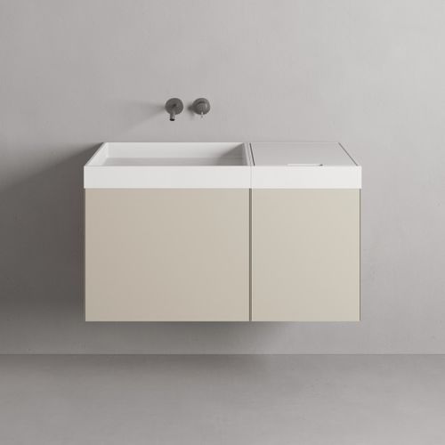 Lavabo sospeso - Rexa Design - in Corian® / con piano integrato / su misura