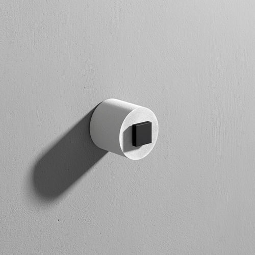 Distributore di carta igienica da parete - STONE - Rexa Design - in metallo / nero / contract