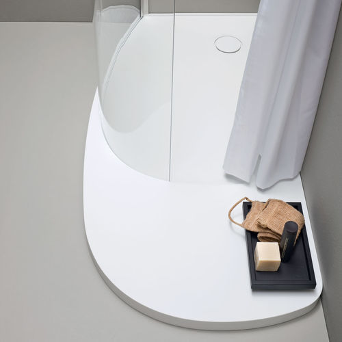 Piatto doccia da appoggio - Fonte - Rexa Design - in Corian® / con canaletto di scarico / di Monica Graffeo