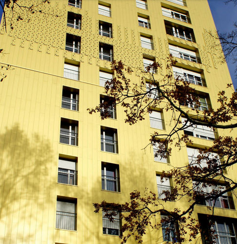 Rivestimento di facciata in pannelli - RESIDENTIAL TOWERS "HERRIOT ET SUISSE" - Arconic Architectural Products SAS, Merxheim/Frank - in alluminio / in gesso / in PVDF