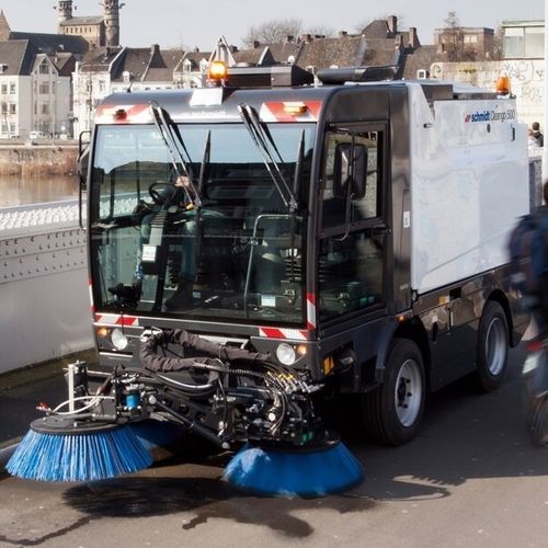 Spazzatrice montata su camion - CLEANGO 500 - Aebi Schmidt - aspirante / per strade / per rifiuti