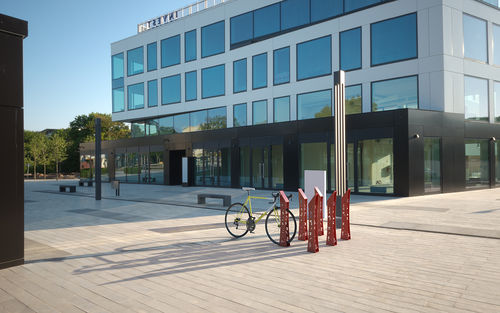 Rastrelliera per biciclette a pavimento - ALFA - CITYSì - per spazi pubblici / in acciaio / professionale