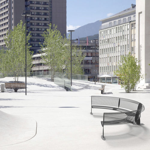 Panca per spazi pubblici design - CALIFORNIA ROUND IN - CITYSì - in metallo