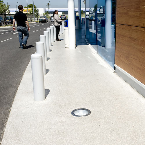Calcestruzzo ad alta resistenza - ARTEVIA® ROCHE  - Lafarge concrete - per pavimento / per piscina / per esterno