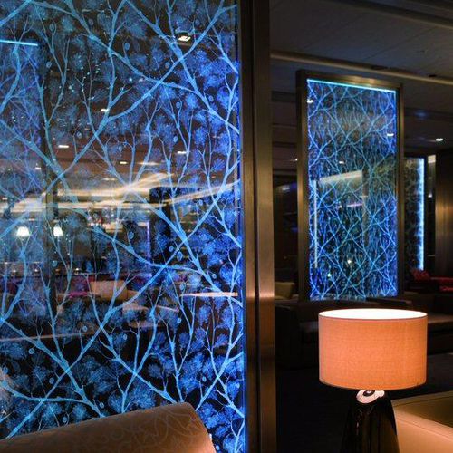 Pannello decorativo per arredamento - BRITISH AIRWAYS - Vitrics - per parete / in vetro / 3D