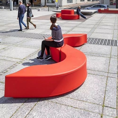 Panca per spazi pubblici design organico - ARABESQUE - Concept Urbain - in polietilene rotostampato / senza schienale / senza braccioli
