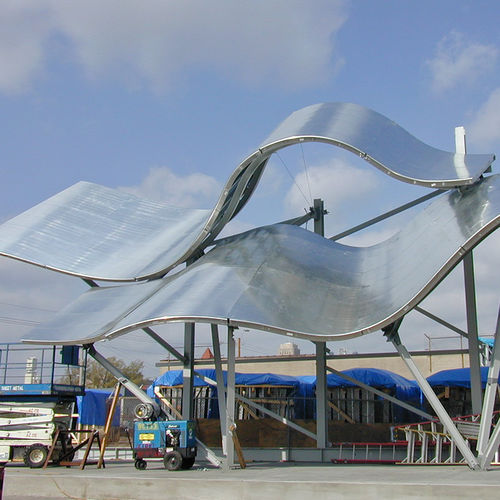 Pensilina per edificio ad uso pubblico - GUGGENHEIM - A. Zahner - in metallo / in alluminio / con copertura in metallo