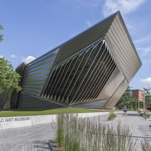 Rivestimento di facciata in fogli - BROAD ART MUSEUM - A. Zahner - in acciaio inossidabile / in lamiera grecata / aspetto metallo