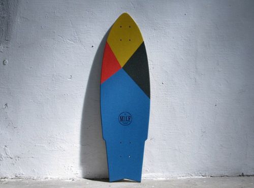 Mobili da gioco - MILF SKATEBOARD TAILORS - Valchromat
