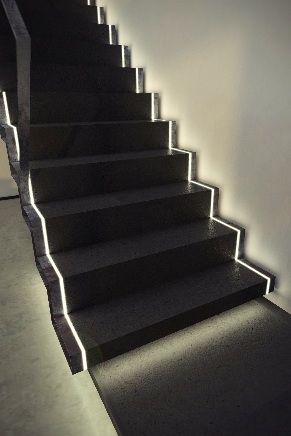 Scala dritta - SYNKRO - Valchromat - con gradini in legno / contemporanea / design originale