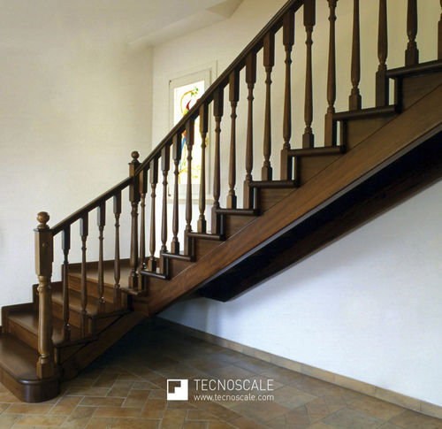 Scala a L - 900 NOVECENTO STILE - TECNOSCALE - con gradini in legno / con struttura in legno / per uso residenziale
