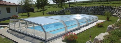 Copertura per piscina bassa - Pool Cover - telescopica / con azionamento manuale