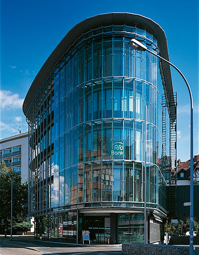 Facciata continua a fissaggio puntuale - PSD BANK BUILDING, FREIBURG - Schindler - in vetro