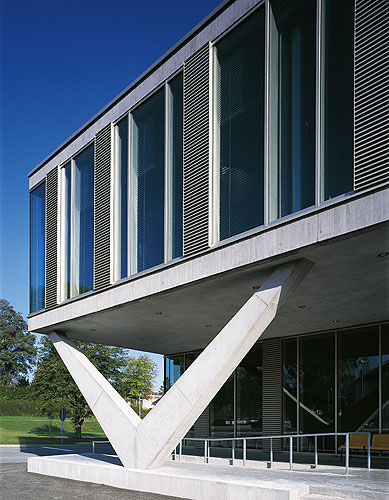 Facciata ventilata in vetro -  BARRACKS FOCH, CERCLE MESS ST. MAURICE, DONAUESCHINGEN - Schindler