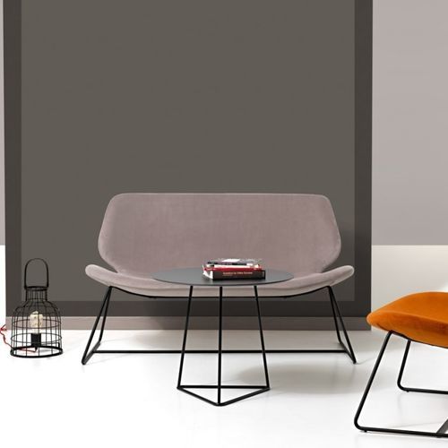 Divanetto imbottito contemporaneo - EON LOUNGE - Diemme - in schiuma di poliuretano / con supporto in metallo / in metallo laccato