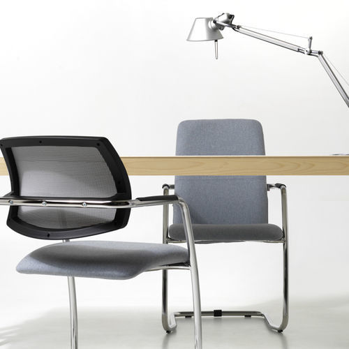 Sedia visitatore contemporanea - SOCIAL - Diemme - da interno / in tessuto / in pelle