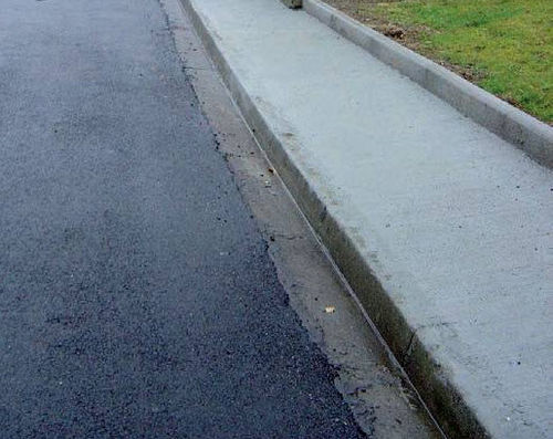 Bordura per marciapiede - Perin - in calcestruzzo / lineare