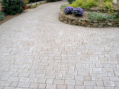 Pavé in calcestruzzo - APIA - Perin - carrabile / in materiale riciclato