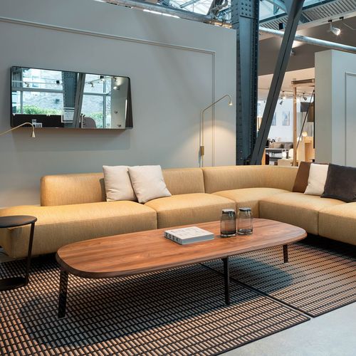Tavolino basso contemporaneo - AREA - BENSEN - in rovere / in noce / con supporto in metallo