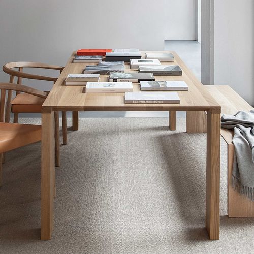 Tavolo da pranzo contemporaneo - RADII - BENSEN - in rovere / in noce / con supporto in legno