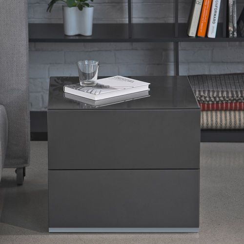 Comodino contemporaneo - BRIX - BENSEN - in legno laccato / con supporto in acciaio / rettangolare