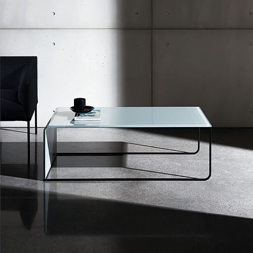 Tavolino basso contemporaneo - NIDO - Sovet Italia - in vetro laccato / in vetro curvato / con supporto in metallo cromato