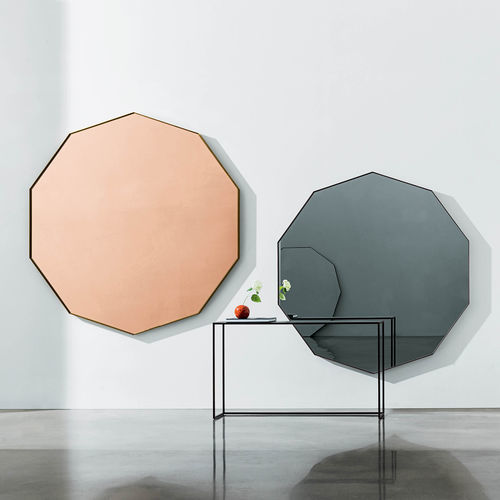 Specchio a muro - VISUAL DECAGONAL  - Sovet Italia - contemporaneo / poligonale / in ottone