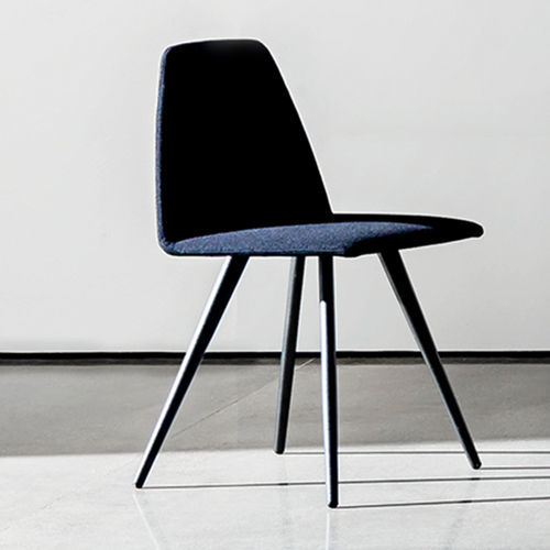 Sedia contemporanea - SILA cone shaped - Sovet Italia - da interno / in tessuto / in pelle