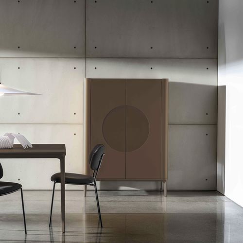 Credenza con piedi alti - Madia Slim Moon - Sovet Italia - contemporanea / in legno / con ante battenti