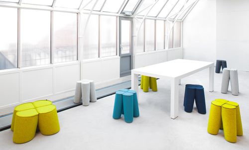 Sgabello design originale - TREFLE - NOTI - in tessuto / imbottito