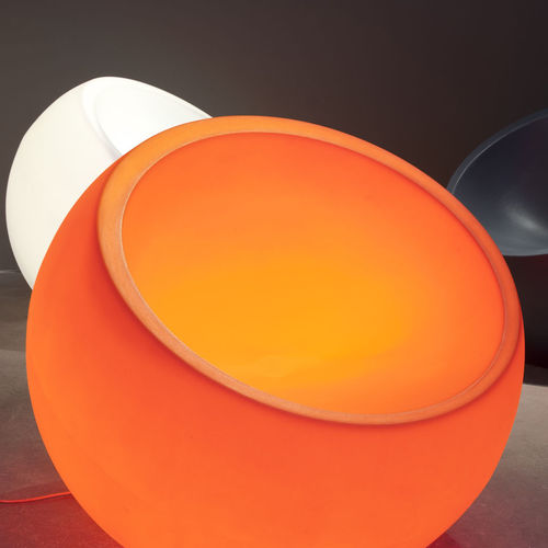 Panca per spazi pubblici contemporanea - Cranberry Chair Light - Keha3  - in PE / luminosa / contract