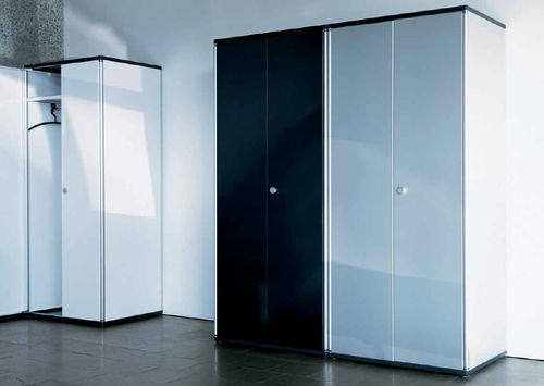 Armadio contemporaneo - Lehni - in legno / con ante battenti