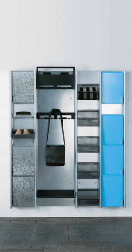 Scarpiera contemporanea - Lehni - autoportante / in legno / per uso residenziale