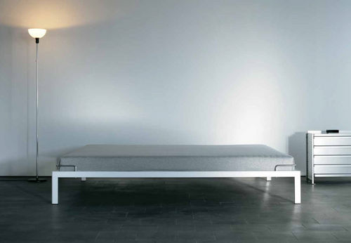 Letto singolo - Lehni - contemporaneo / in legno / 160x200 cm
