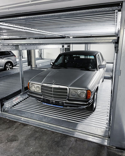 Sistema di parcheggio con piattaforma - TRENDVARIO 6300+ - KLAUS Multiparking GmbH - con ascensore