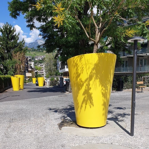 Fioriera in acciaio con rivestimento a polvere - SION - TF URBAN - in acciaio / conica / su misura