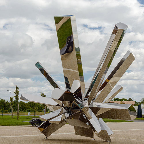 Scultura in acciaio inossidabile lucido - ROCKGROWTH - TF URBAN - da esterno / a pavimento / per spazi pubblici